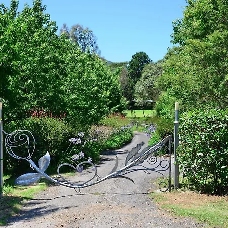 Crystal Creek Meadows Bed & Breakfast Kangaroo Valley Exterior photo